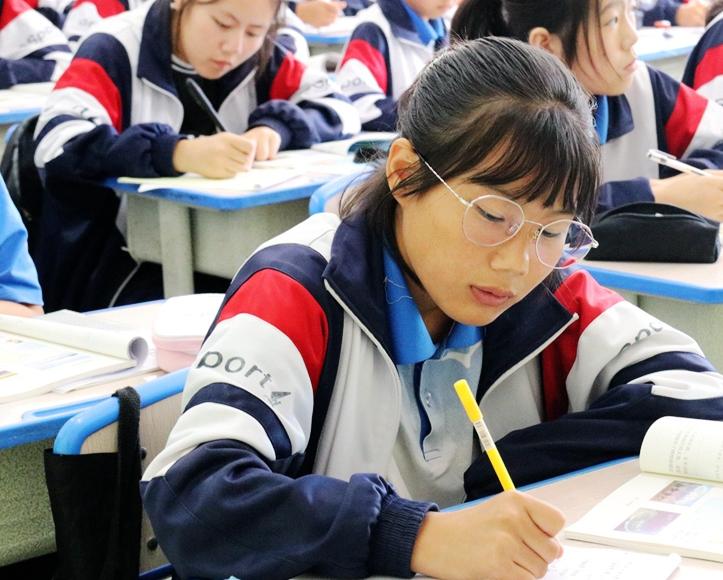 中国义务教育要实行523学制吗,中小学生是不是要实行522学制