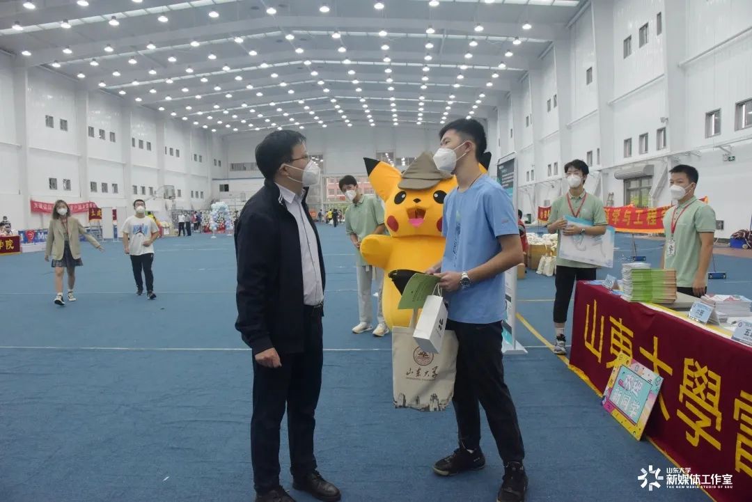 山海有相逢风雨有归期,山海有相逢相见有归期