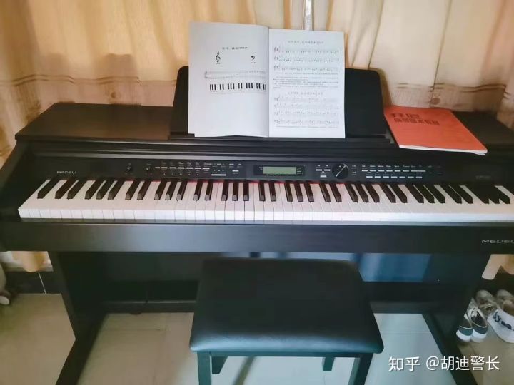 适合学生党的电吉他推荐,适合学生党租房的东西