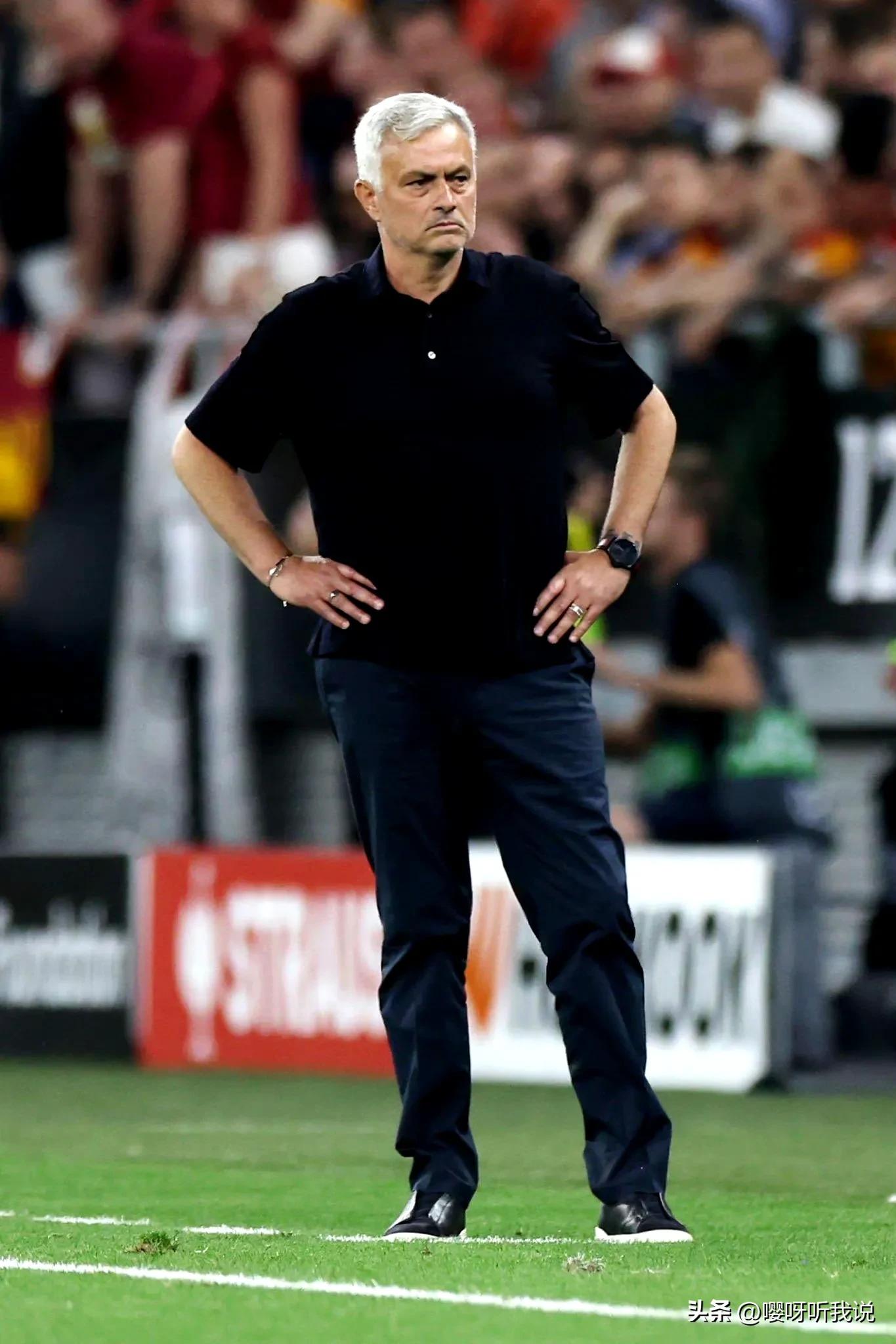 英超穆里尼奥禁赛,前英超主裁被裁