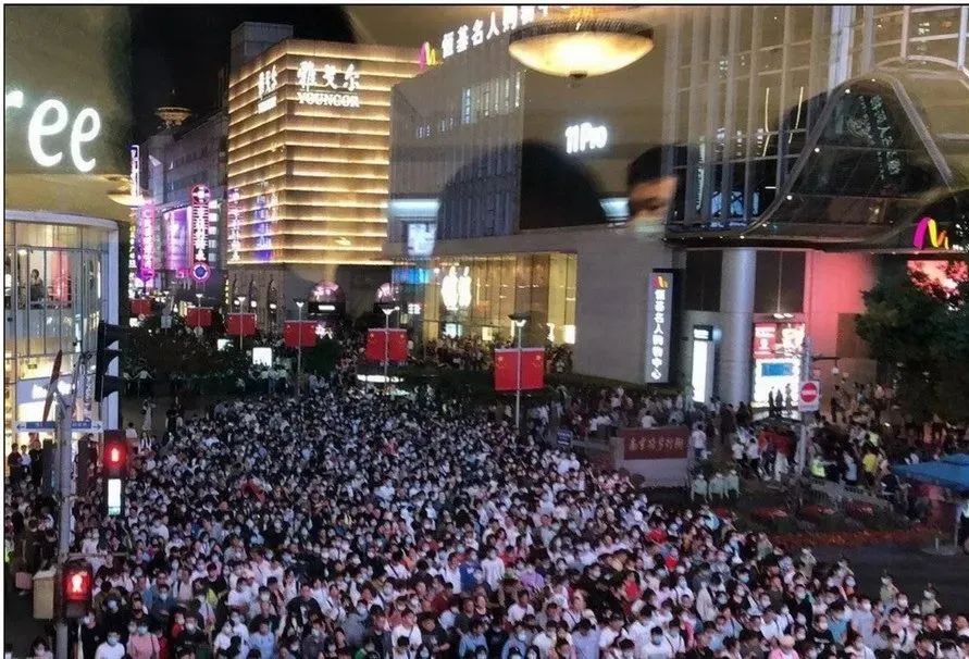 十一长假早已不像你想象中的图片,十一长假壮观景象