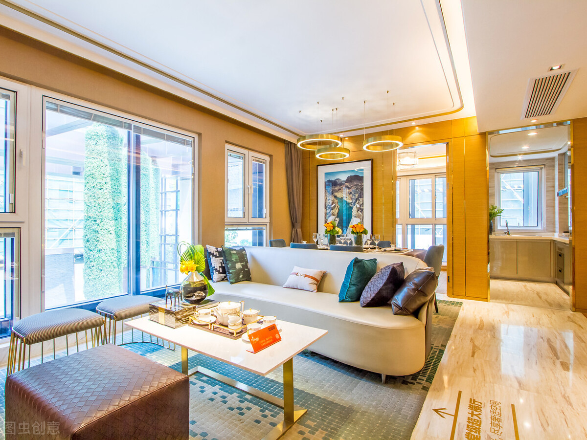 谁言寸草心报得三春晖全诗,谁言寸草心报得三春晖表达了什么