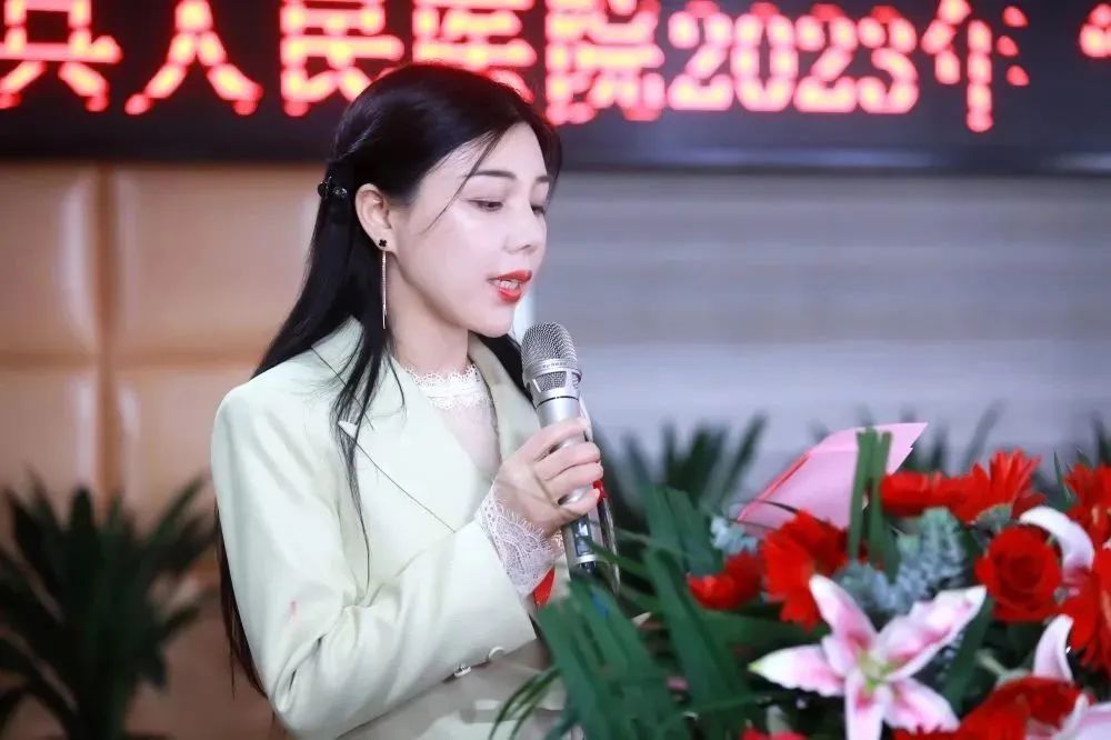 发展护士队伍改善护理服务的感悟,发展护士队伍改善护理服务1500字