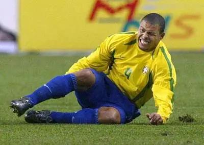 外星人罗纳尔多巅峰时刻肌肉,当外星人遇到地球