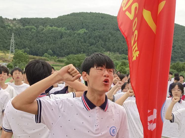 为中考全力以赴,为梦想拼搏中考