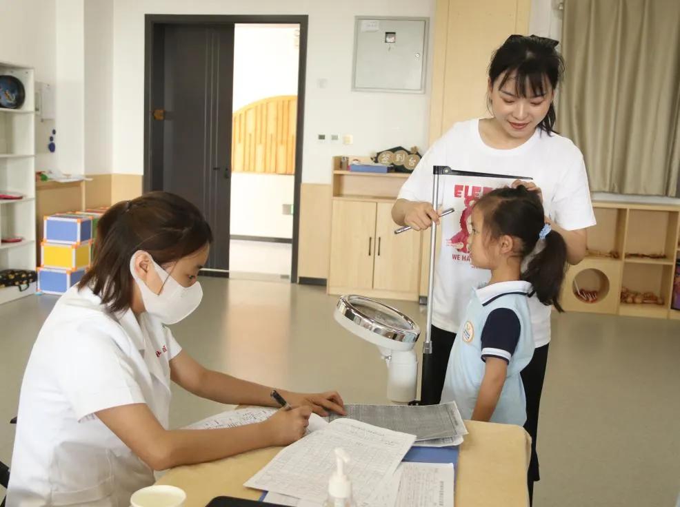 健康体检，助力成长——西安国际陆港第三幼儿园幼儿健康体检纪实