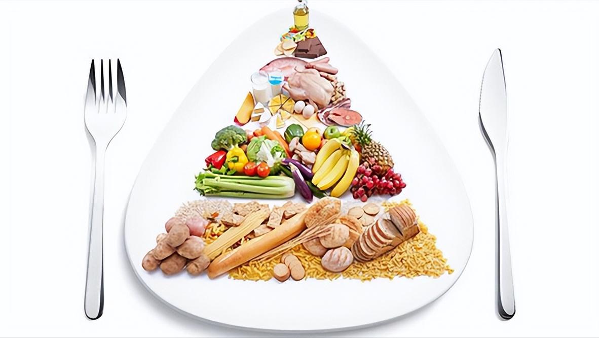 睡前吃夜宵凌晨肚子饿为什么,吃宵夜和饿肚子哪个危害大