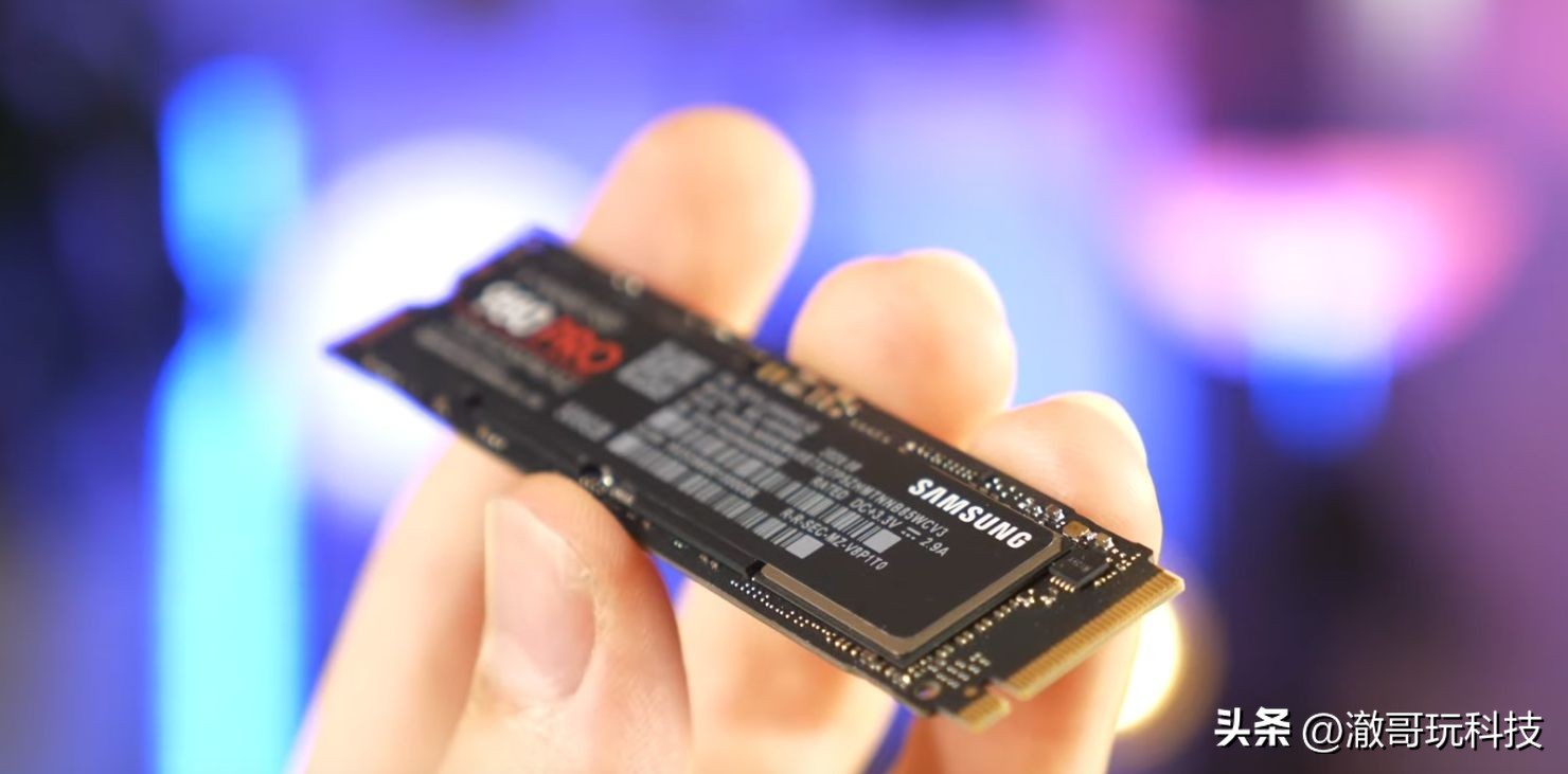 昔日旗舰产品再降价，比双11还便宜，有个问题你买之前得注意