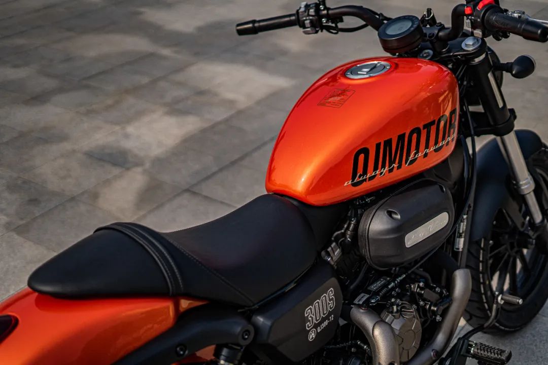 qj新闪300s测评,qjmotor300s测评