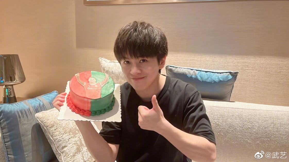 原来这些明星都是c罗球迷,c罗鹿晗李现