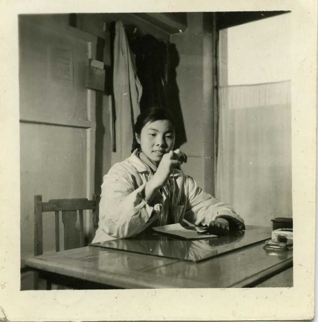 钟楼前的杂货店、东街卫生院，我有两个故事