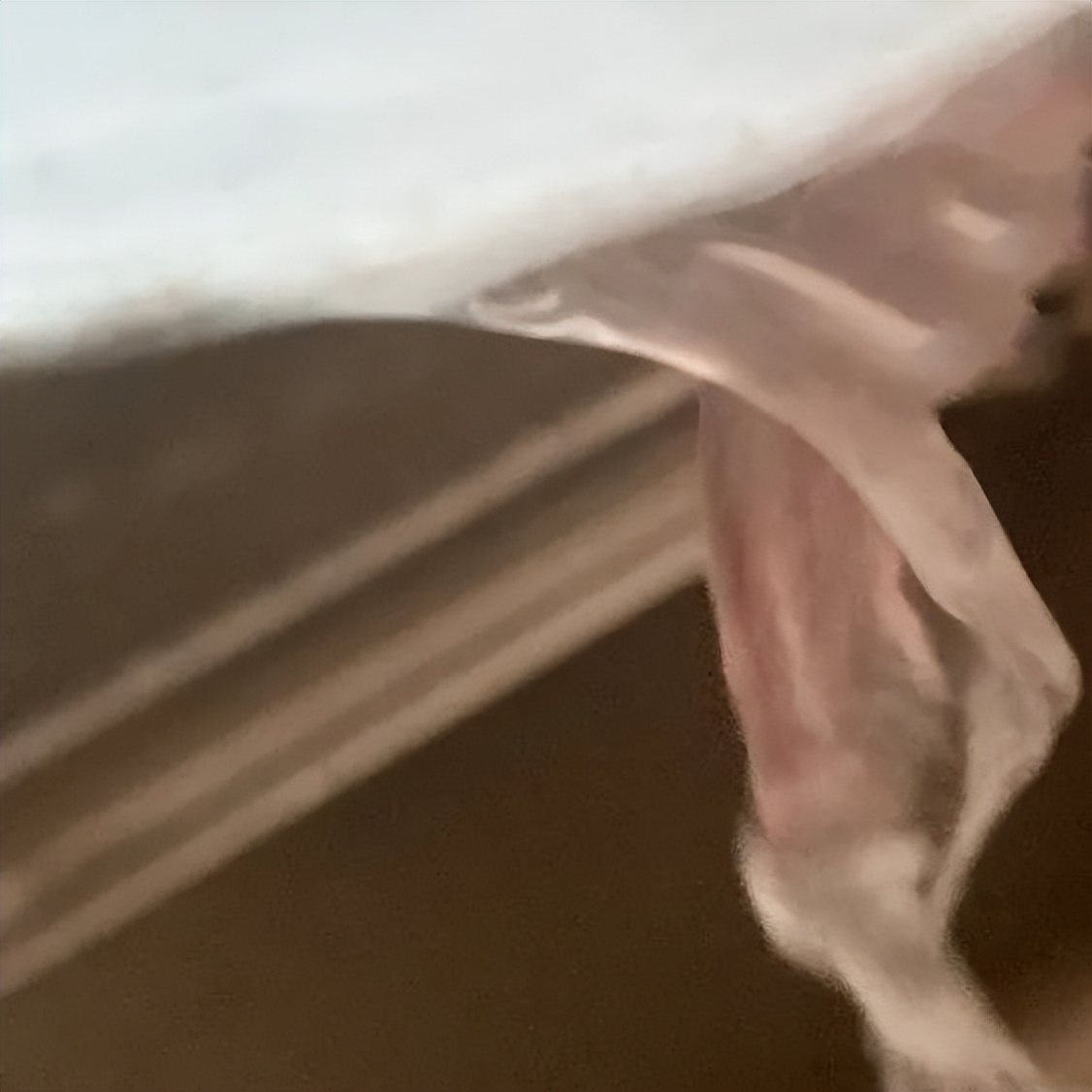 妇科白带水样带脓性怎么回事,如何分清是水样白带还是脓性白带