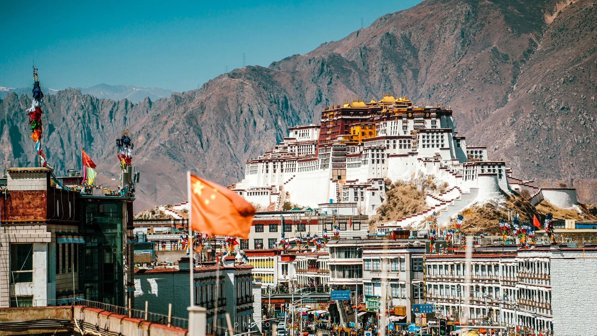 布达拉宫是世界屋脊的明珠,西藏布达拉宫世界屋脊上的明珠