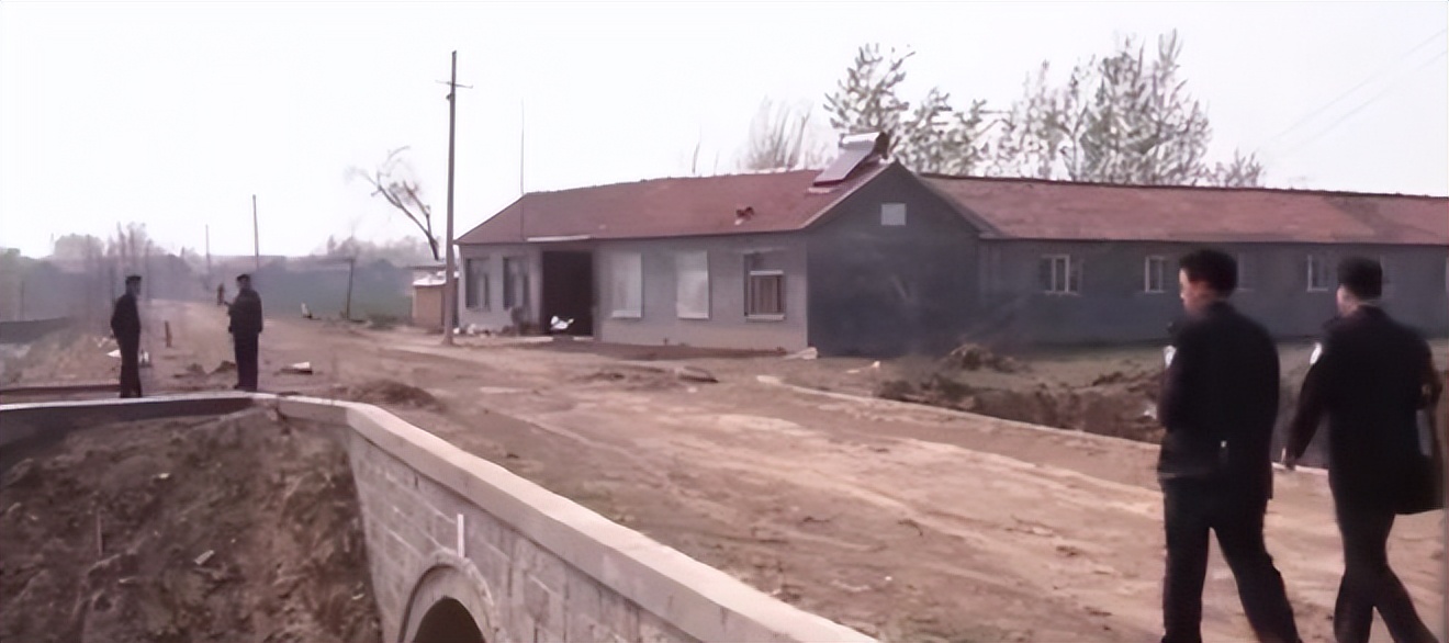 2010年，男子雇*杀凶**情人的丈夫遭反杀，刑警：电视剧都不敢这么演