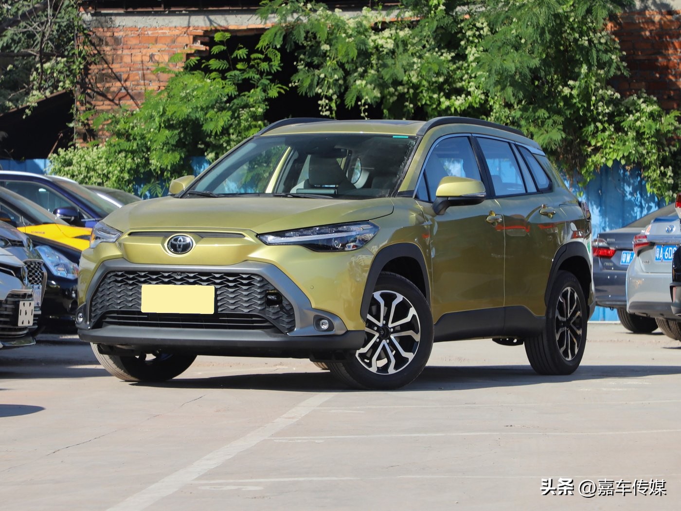 锋兰达和卡罗拉cross发动机哪个好,丰田锋兰达和卡罗拉cross选哪个好