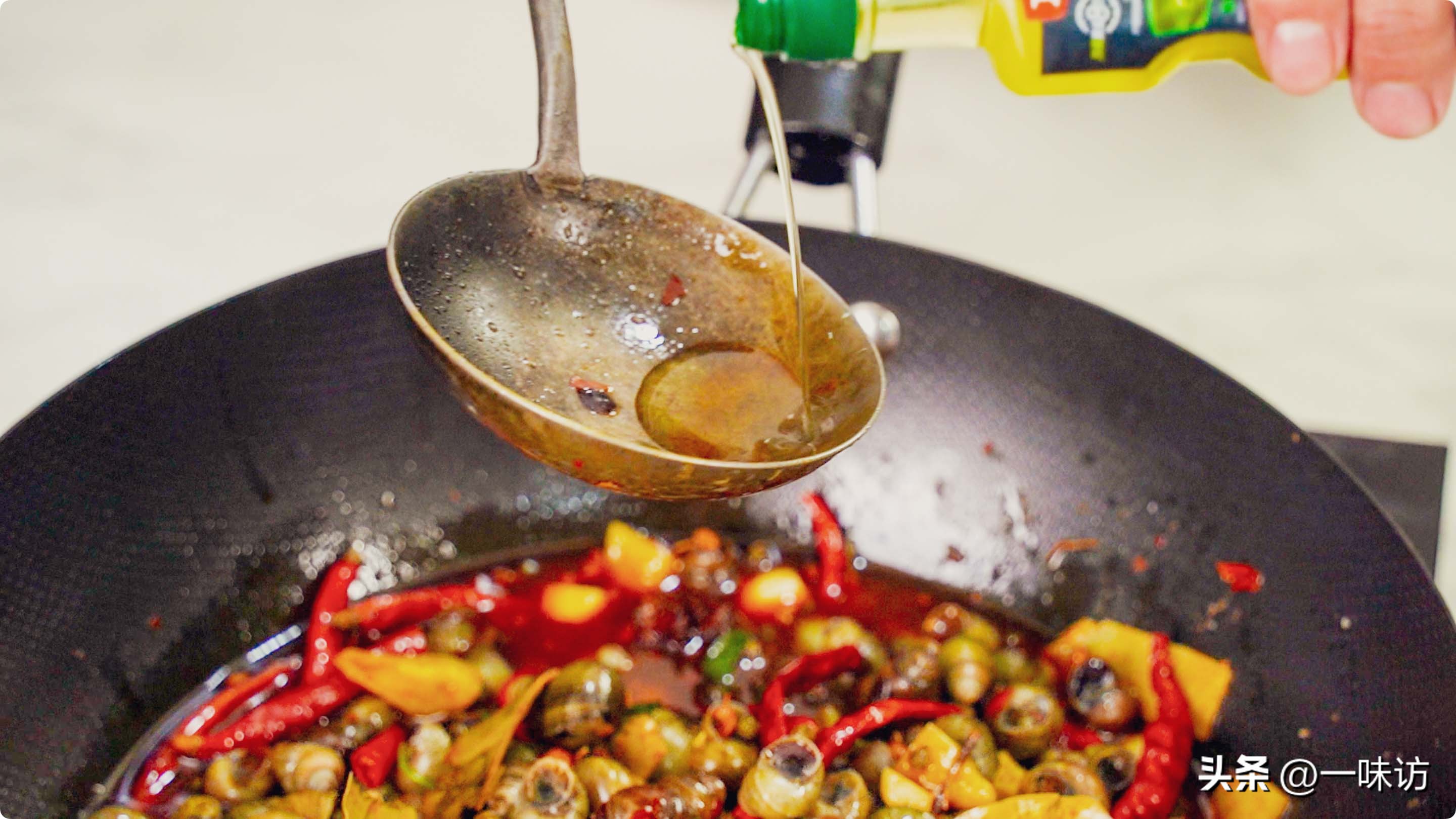 童年中麻辣田螺的三角带该怎么做,真材实料才能做出好味道麻辣田螺