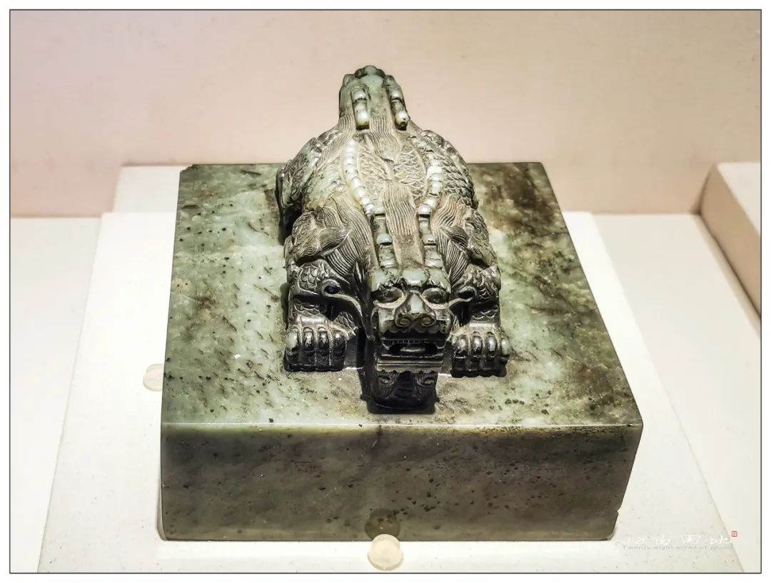 故宫600年-丹宸永固