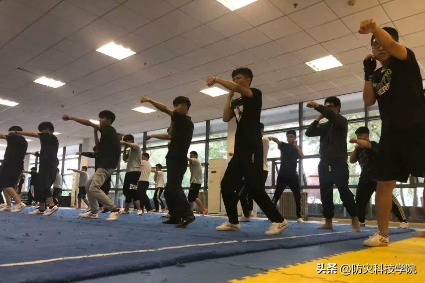 小学生参观防灾减灾教育馆,参观防灾减灾教育馆的感受