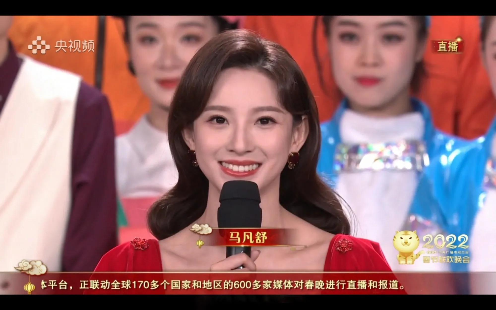 央视90后女主持人马凡舒,马凡舒体育频道的足球主持人