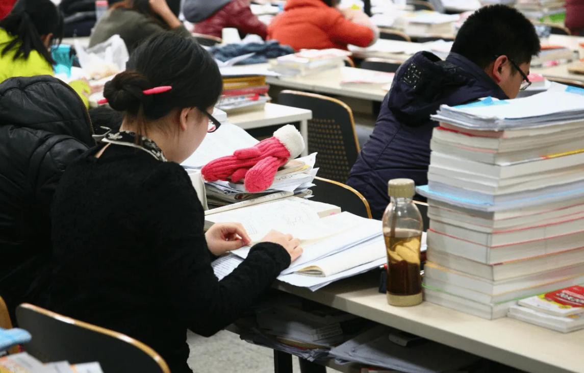 放弃三本选大专对吗,放弃民办二本选择公办专科的忠告