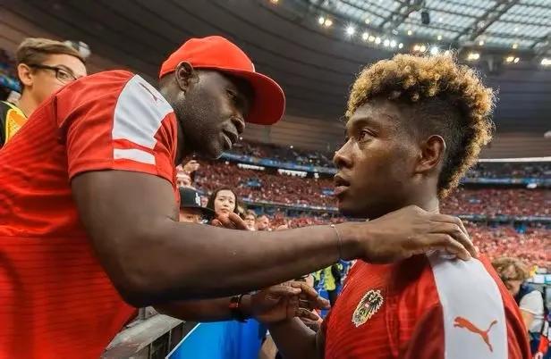 小白看英超,小白看篮球