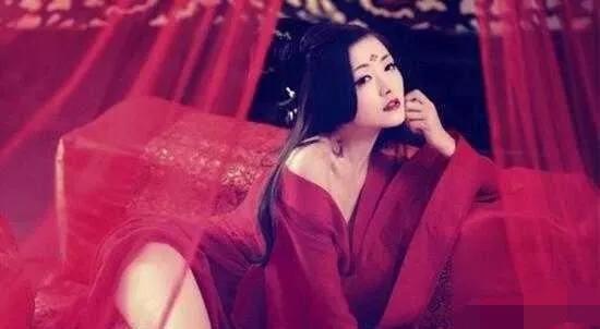 桀，中国历史上第一位暴君，如何把夏朝作垮