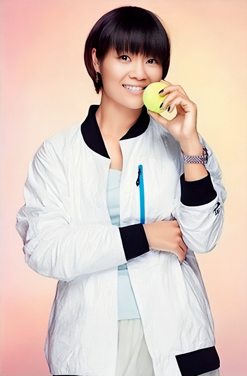 李娜澳网姜山,李娜的成就背后离不开姜山的支持