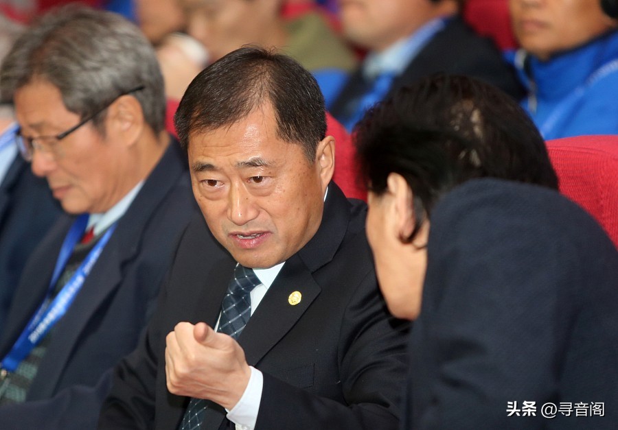 于洪臣呛鲁能玩不起不玩的背后另有隐情，足球反腐有必要挖一挖