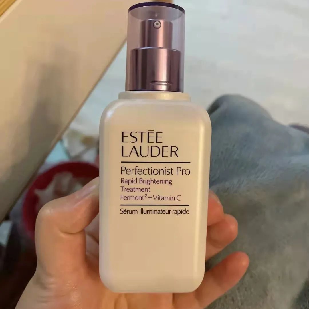 雅诗兰黛肌光美白精华,雅诗兰黛打斑弹精华明星用