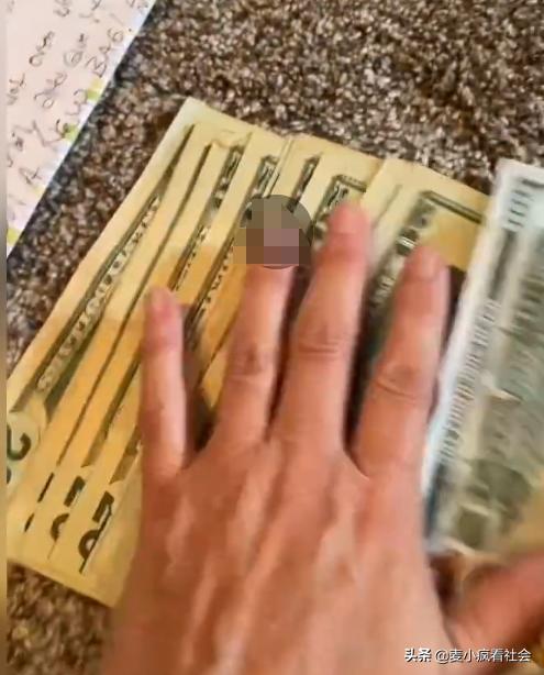 藏着秘密的二手包！女子从中发现了300美金，和二手包背后的故事