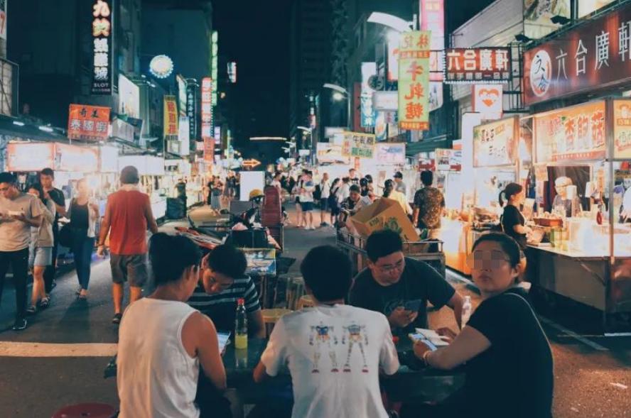 19岁女大学生遇害监控曝光,山西女大学生酒吧被害视频