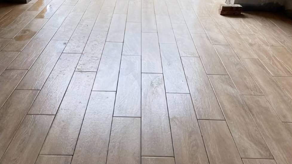 木地板十种装修方法,木地板随意铺好还是对缝铺好