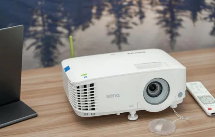 目前口碑最好投影仪2023,2023年最建议买的投影仪