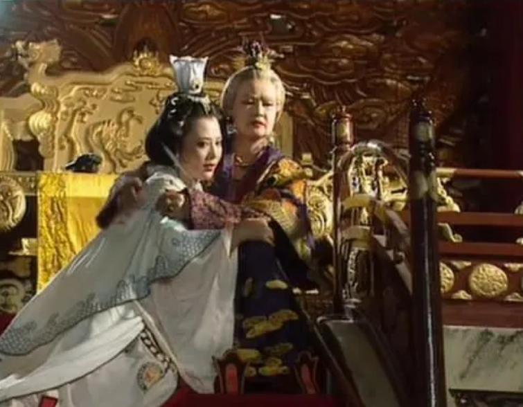 影视剧里洗白了的历史人物有几个,历史上三位被电视剧洗白的女子