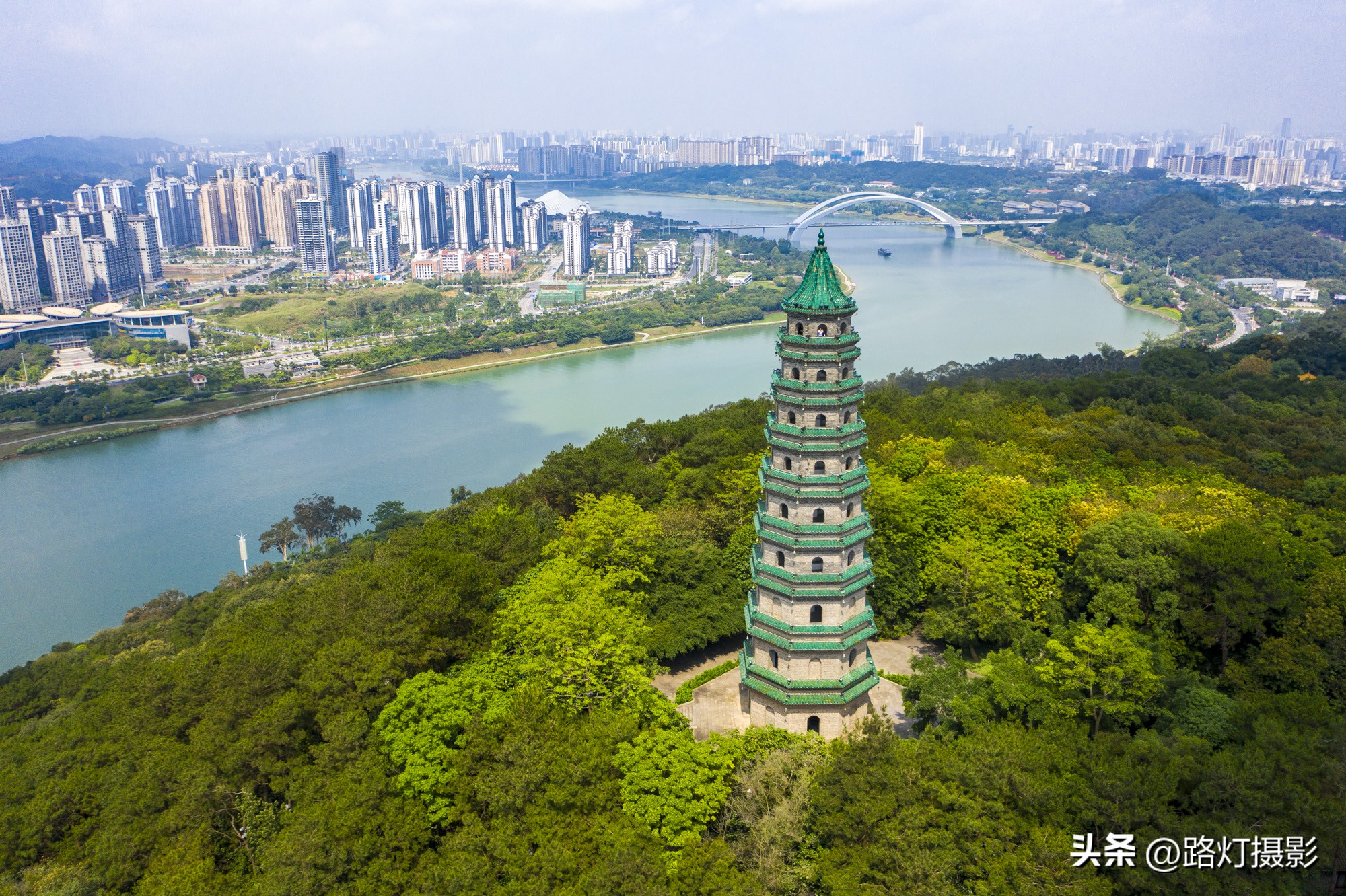 全球地理位置最好的城市上海,中国地理位置最好的城市排名榜