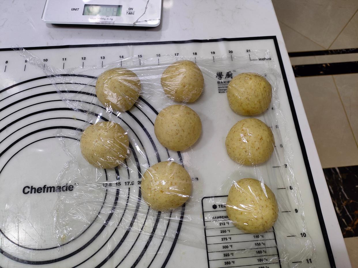 减肥粗粮面包主食推荐,无油无糖减肥粗粮面包