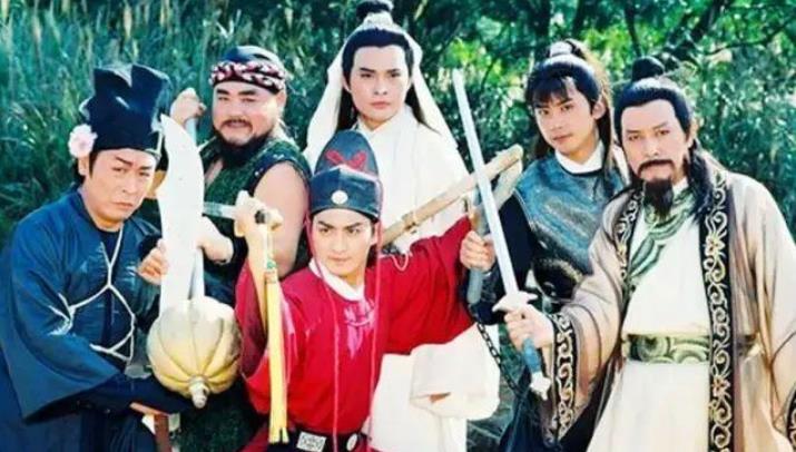 港星何家劲街头剪发,何家劲帅气写真相册