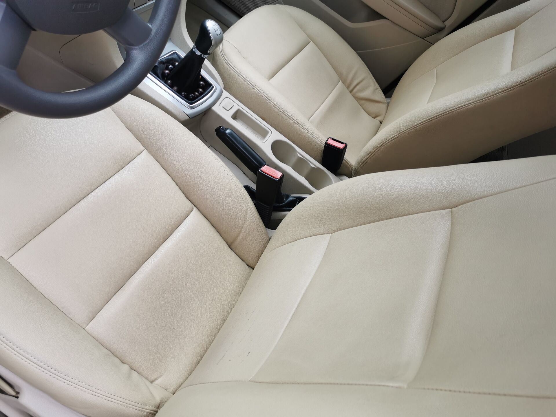 一万多买的福克斯,一万多手动挡经典福克斯