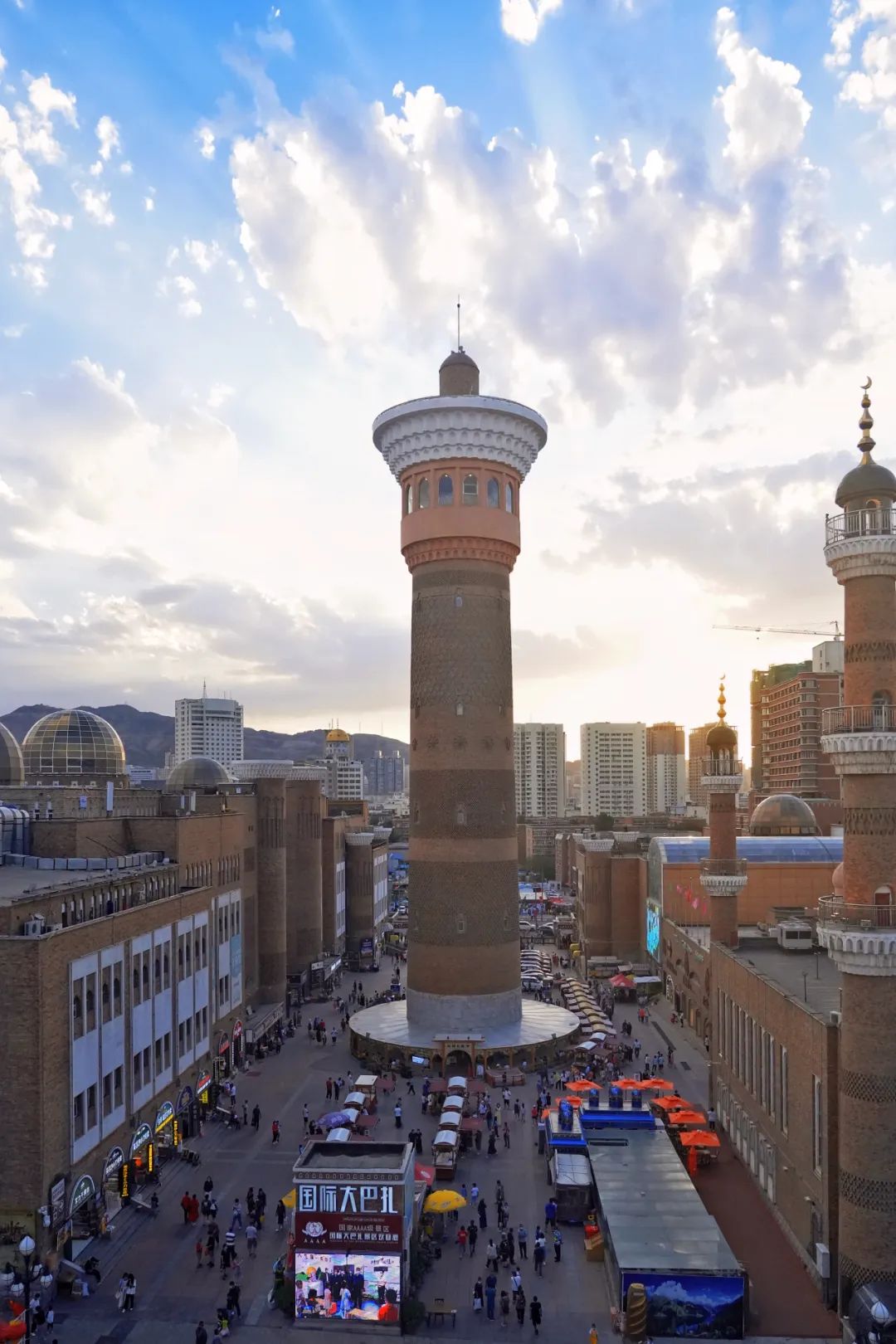 从伊犁出发的南北疆旅游攻略,火爆的新疆游