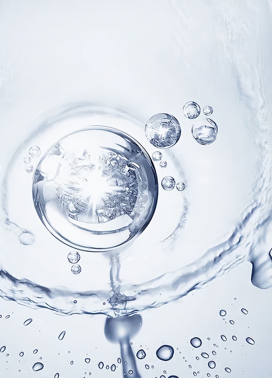 你真的会用爽肤水这些误区要避开,爽肤水到底是鸡肋还是护肤必备