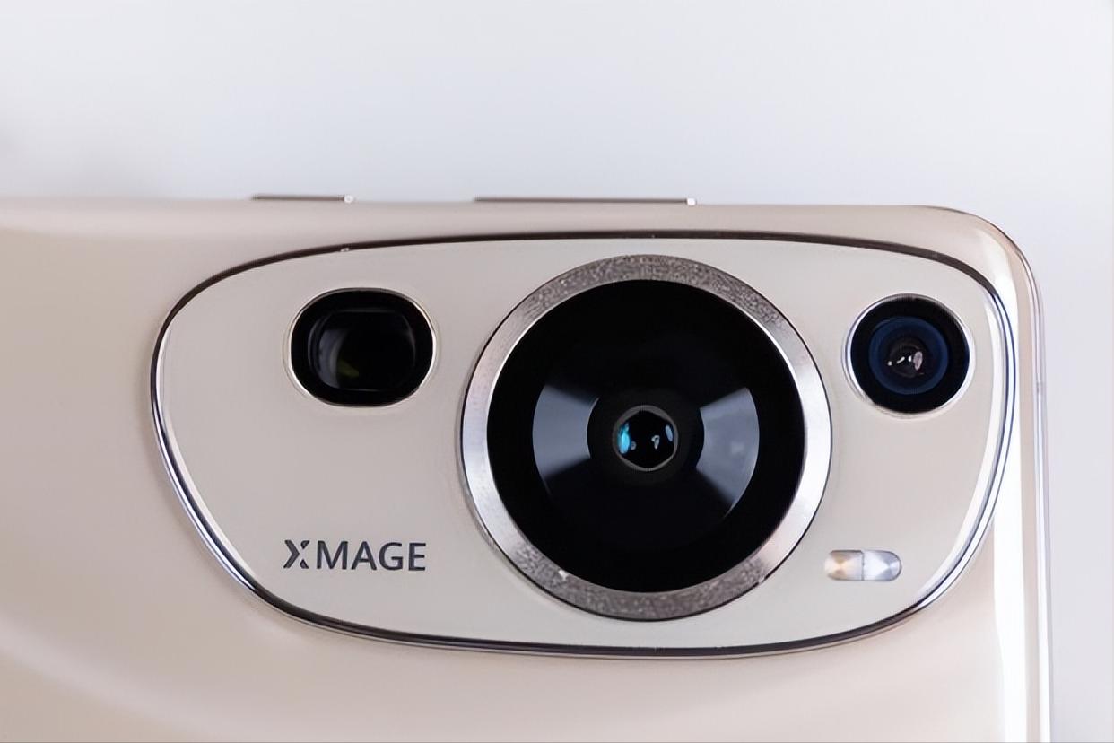 华为也加入价格战了！512GB+200倍变焦+5100mAh，官方直降千元