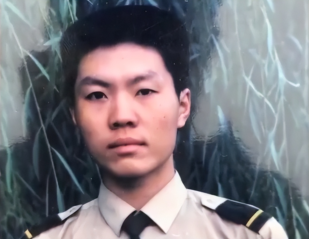 河南小伙种植黑色苹果,大叔在高原种苹果年入千万