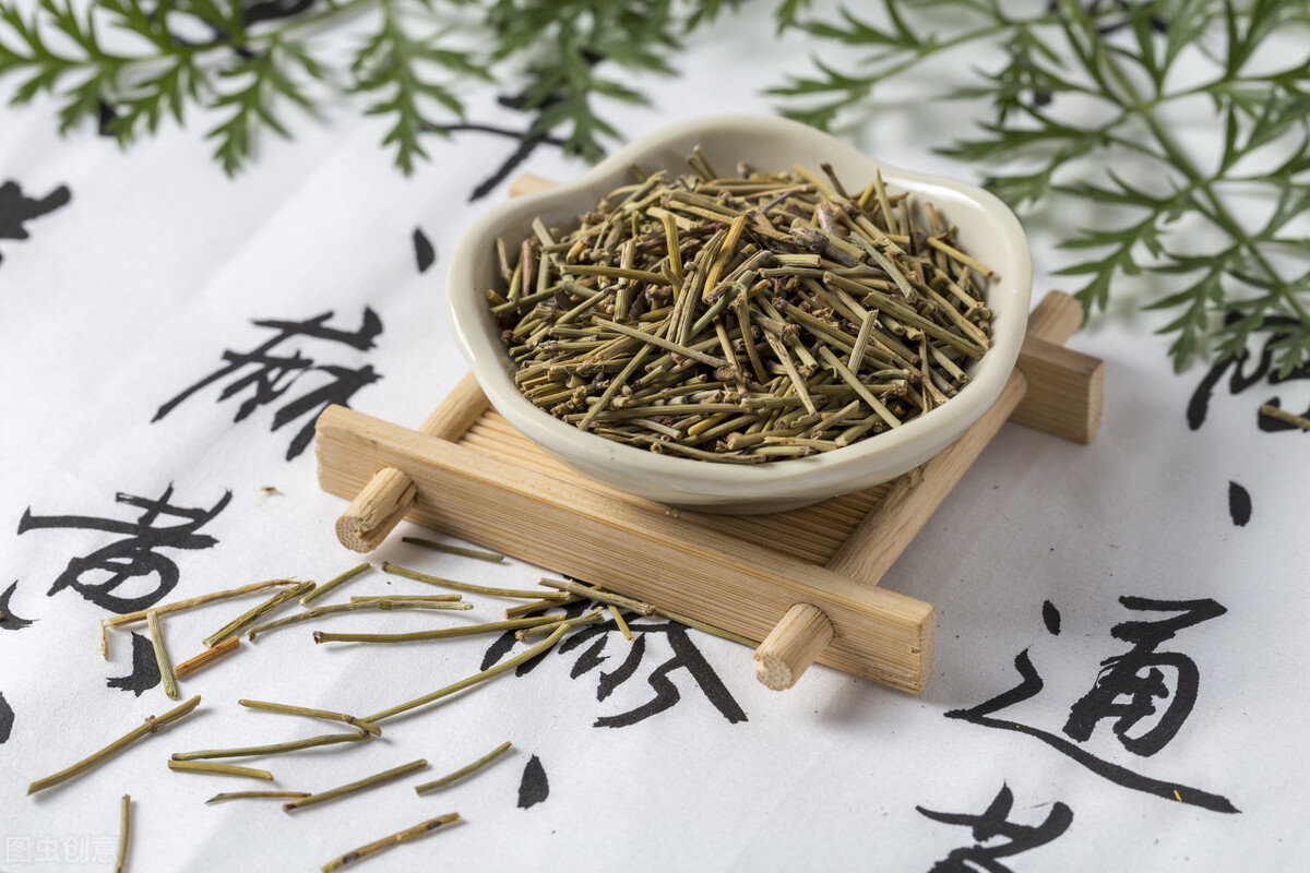 这味虎狼之药是肺脏专药，宣肺平喘，通鼻窍，治疗多种皮肤病