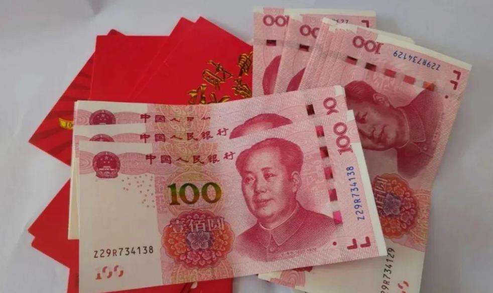 银行取到假钱回家才发现怎么办,在银行存钱有假钱时怎么办