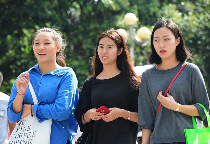 “后悔出省上大学”,江苏女生发出感慨,揭开异地学子的难处