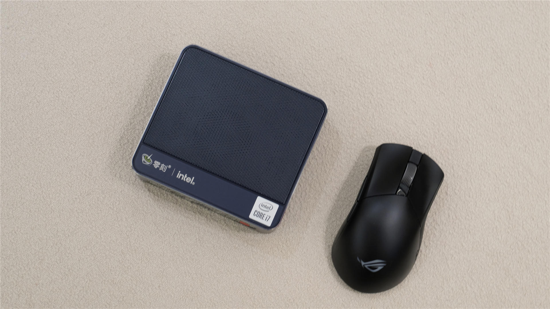 居家办公不再狼狈，可以放进包里的电脑主机：零刻SEi10