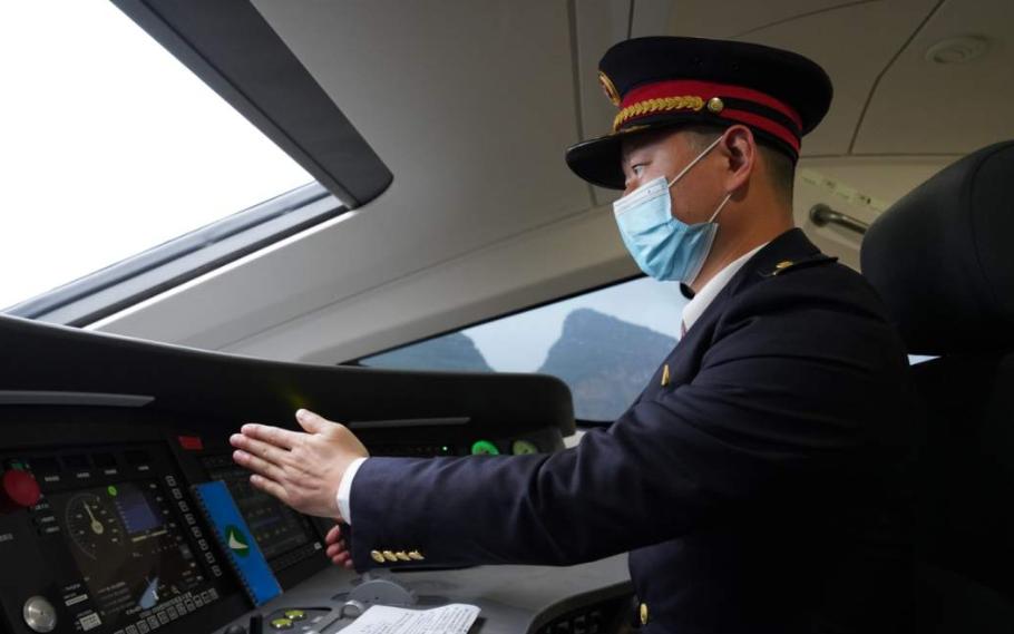 为什么高铁不可以在夜间运行,为啥开通了夜间高铁