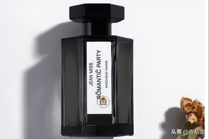 黑色系香水,十大黑色香水