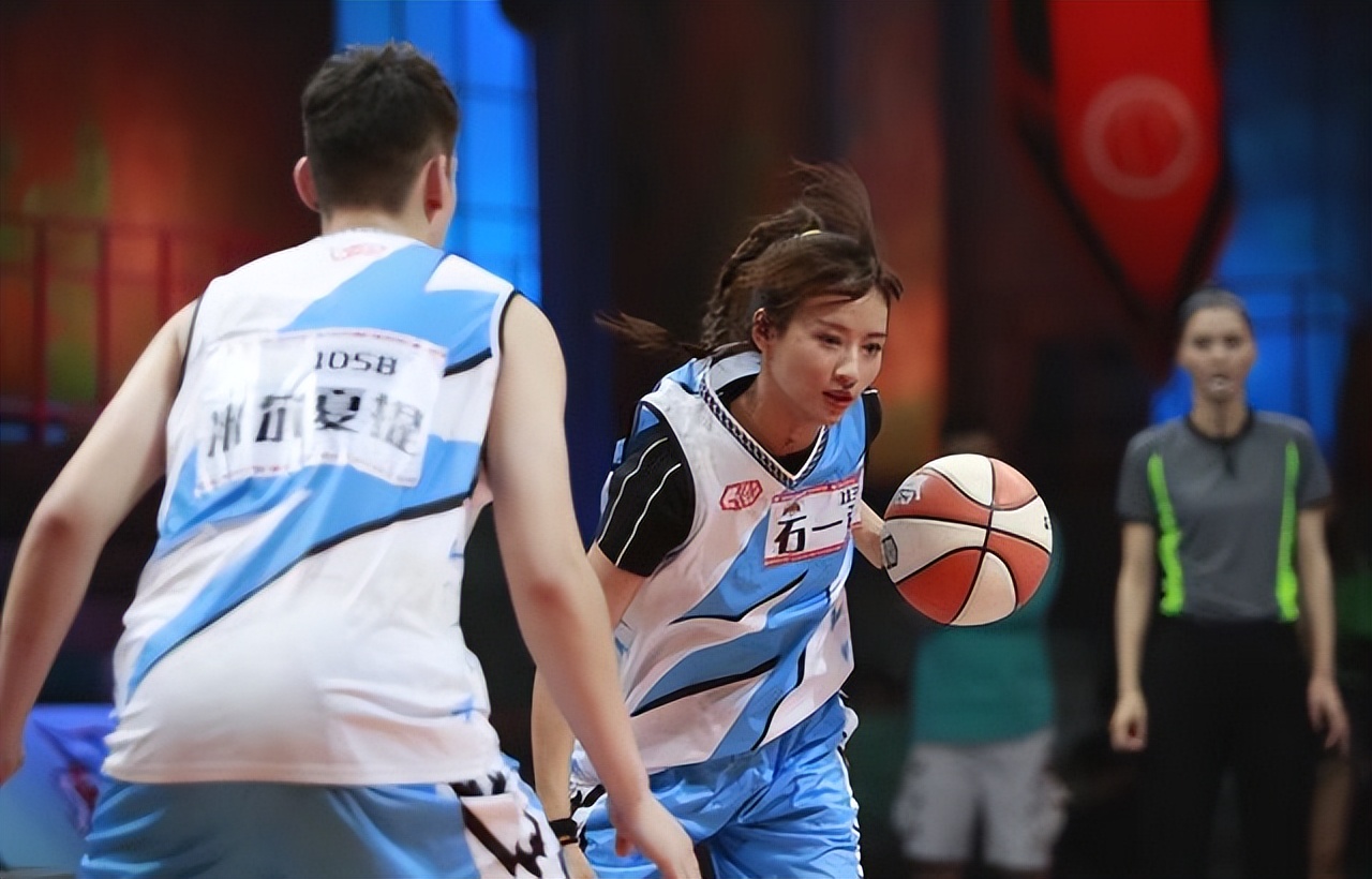 女篮颜值天花板李梦,女篮王思雨成长之路