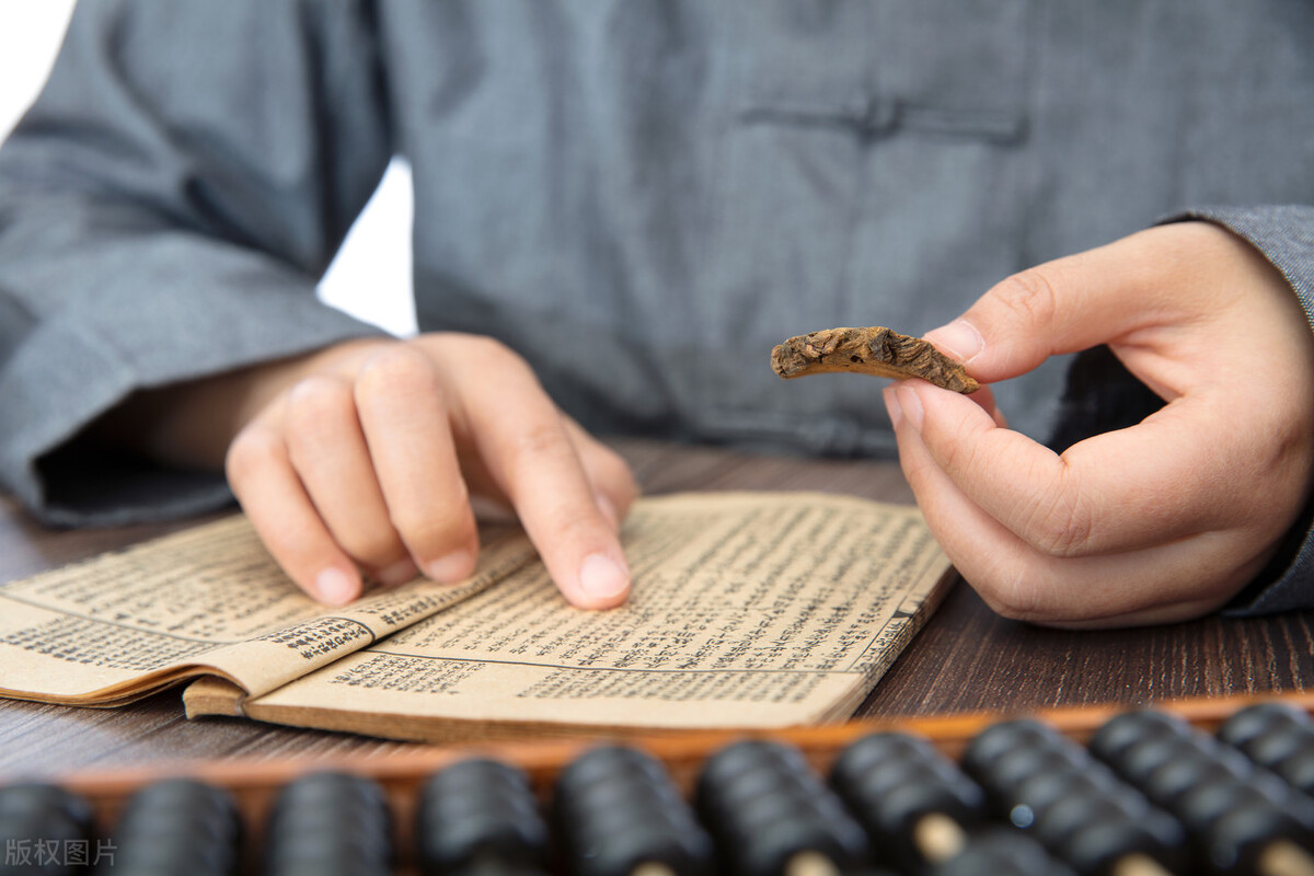 肠鸣屁多消瘦吃哪个中成药,脾胃虚弱屁多肠鸣